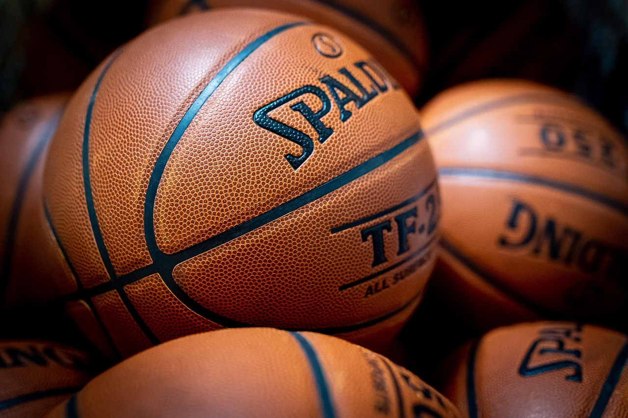 ball-7610545_1280